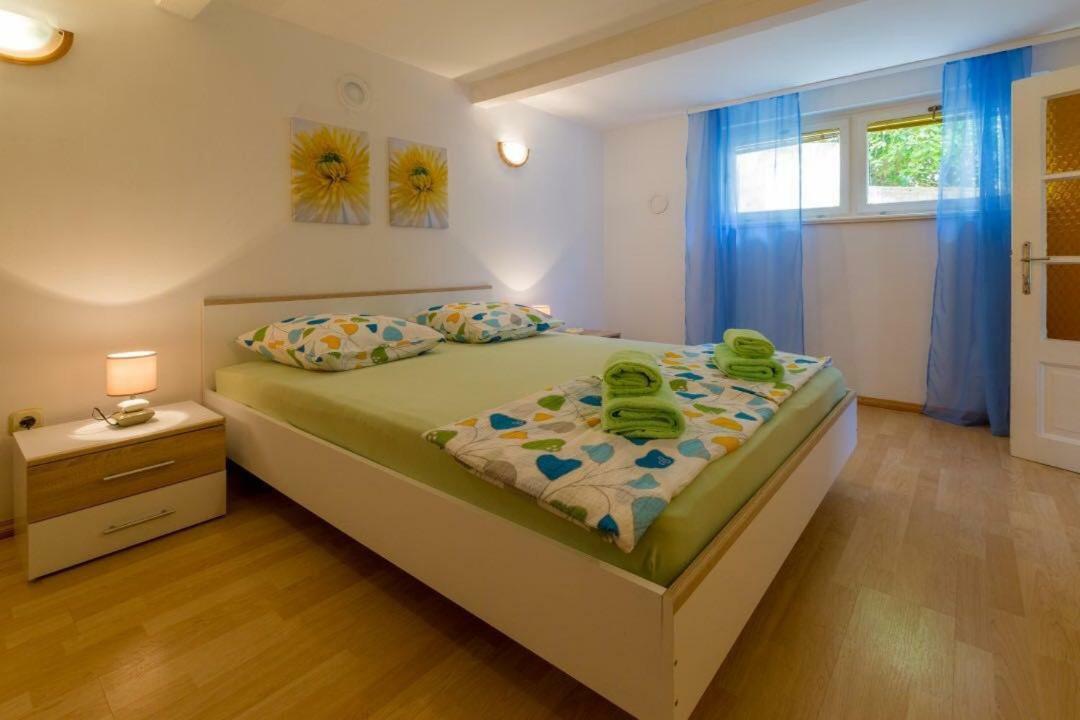 Apartment Dvorska Crikvenica Exterior foto
