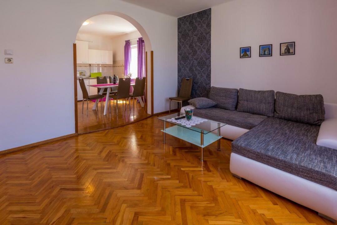 Apartment Dvorska Crikvenica Exterior foto